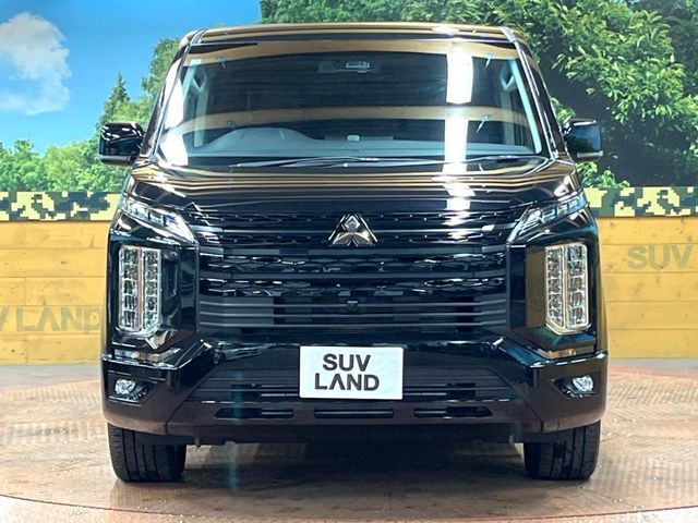 MITSUBISHI DELICA D:5 4WD 2025