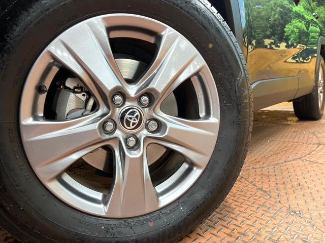 TOYOTA RAV4 HYBRID 4WD 2023