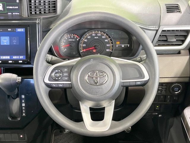 TOYOTA ROOMY 2021