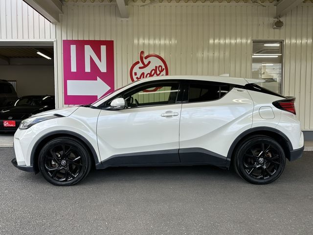 TOYOTA C-HR 2021