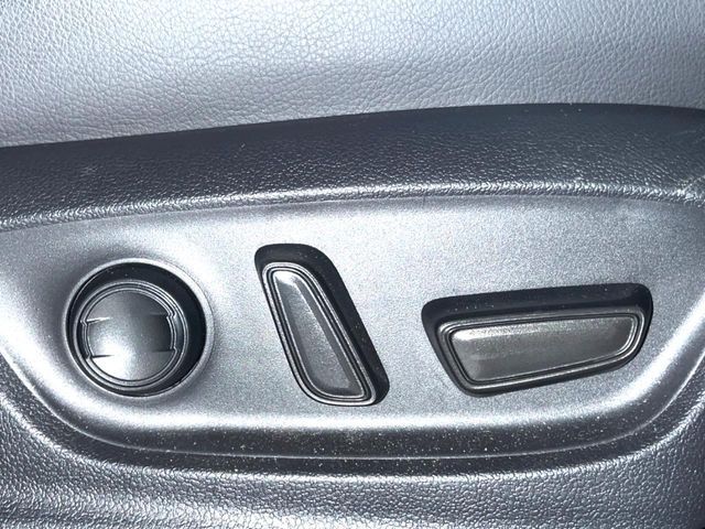 TOYOTA CAMRY HYBRID 2020