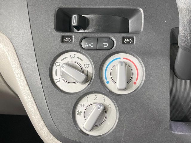 MITSUBISHI eK SPACE 2016