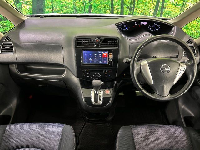 NISSAN SERENA  S-HYBRID 2013