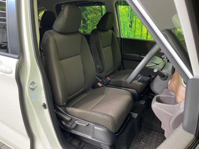 HONDA FREED HYBRID 2023