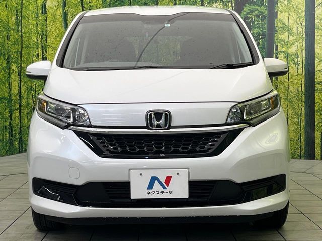 HONDA FREED HYBRID 2023
