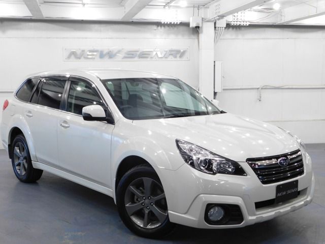 SUBARU LEGACY OUTBACK 2013