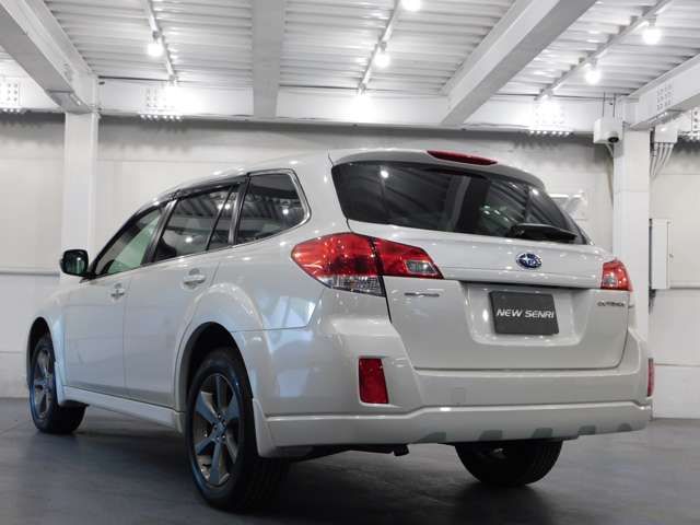 SUBARU LEGACY OUTBACK 2013