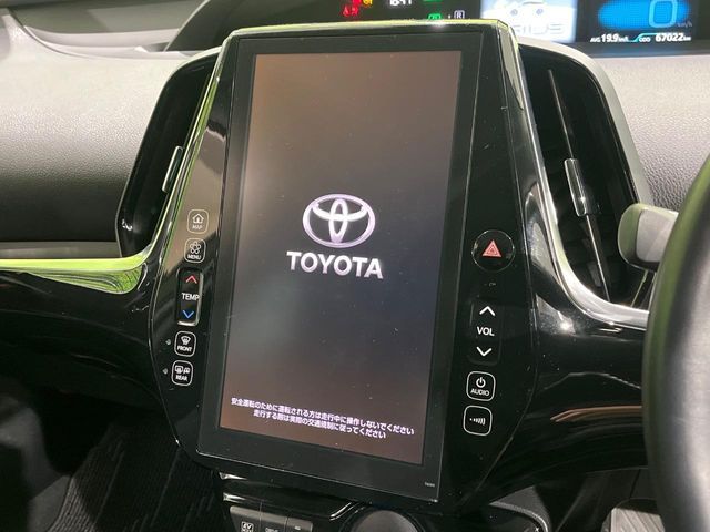 TOYOTA PRIUS 2019