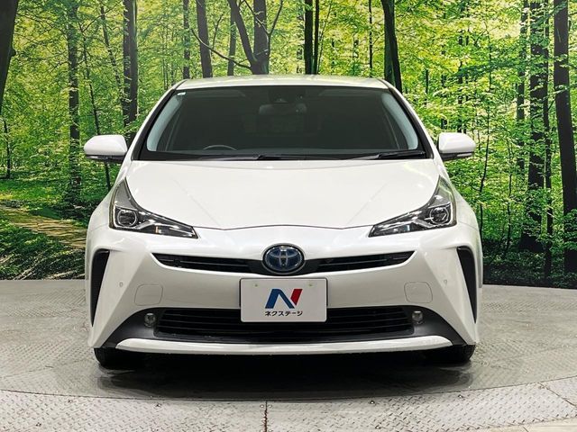 TOYOTA PRIUS 2019