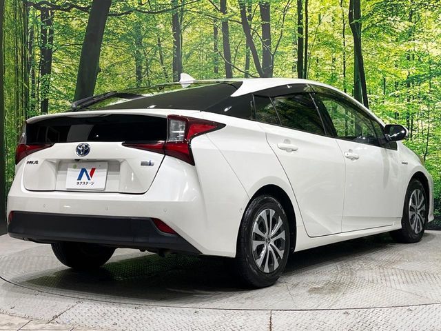 TOYOTA PRIUS 2019