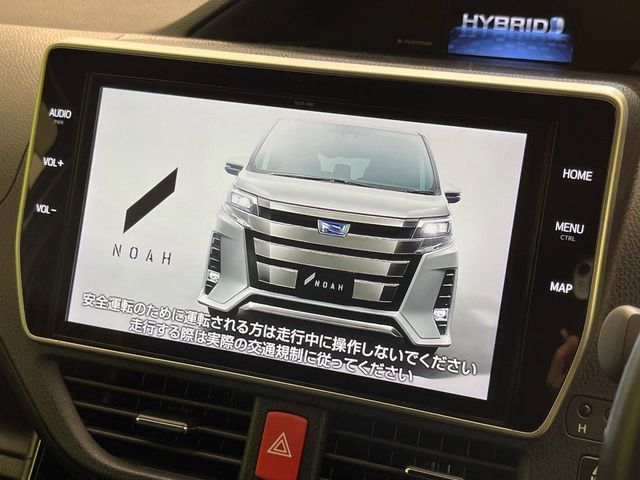 TOYOTA NOAH HYBRID 2019