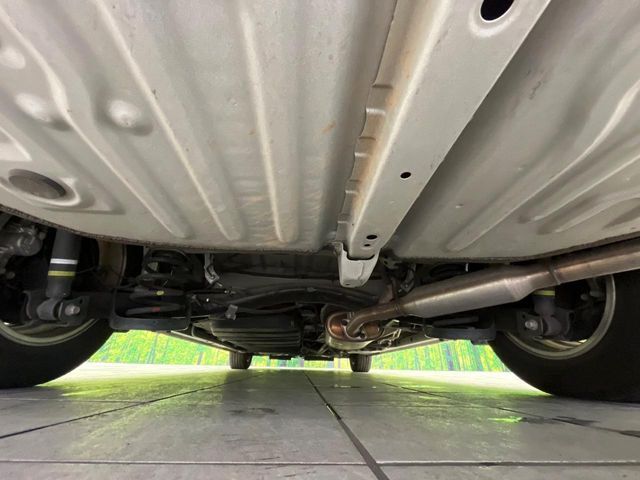 TOYOTA NOAH HYBRID 2019