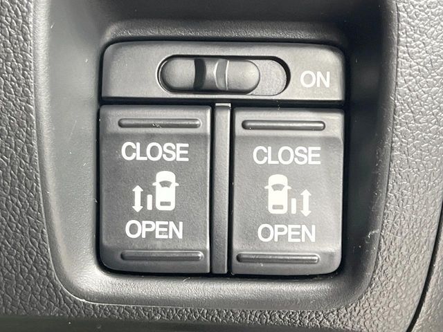 HONDA N BOX CUSTOM 2017