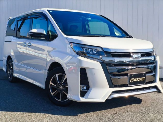 TOYOTA NOAH 2019