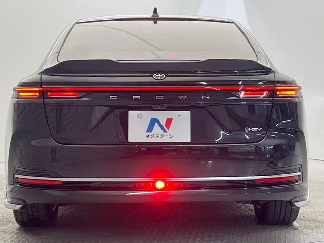 TOYOTA CROWN sedan hybrid 2024