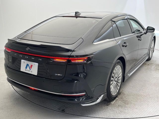 TOYOTA CROWN sedan hybrid 2024