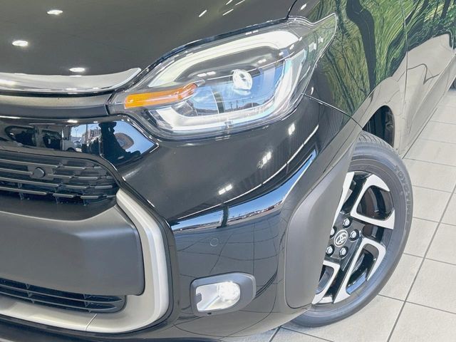 TOYOTA SIENTA HYBRID 2023