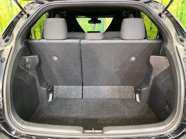 TOYOTA YARIS HYBRID 2022