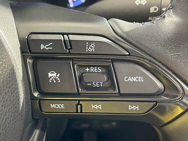 TOYOTA YARIS CROSS HYBRID 2023