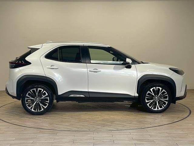 TOYOTA YARIS CROSS HYBRID 2023