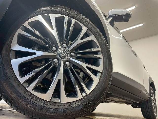 TOYOTA YARIS CROSS HYBRID 2023