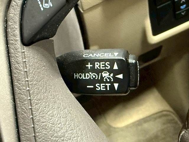 TOYOTA LANDCRUISER PRADO 2023