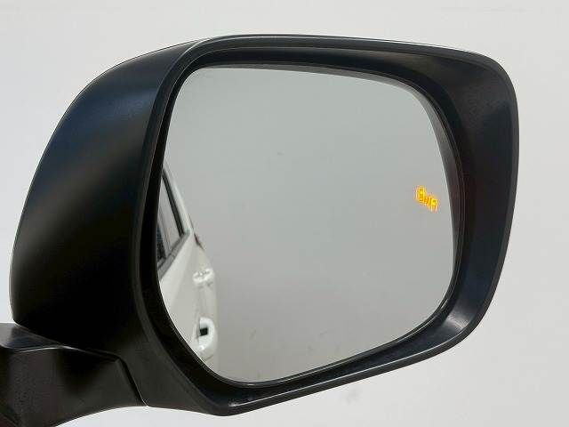 TOYOTA LANDCRUISER PRADO 2023