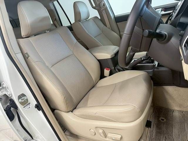 TOYOTA LANDCRUISER PRADO 2023