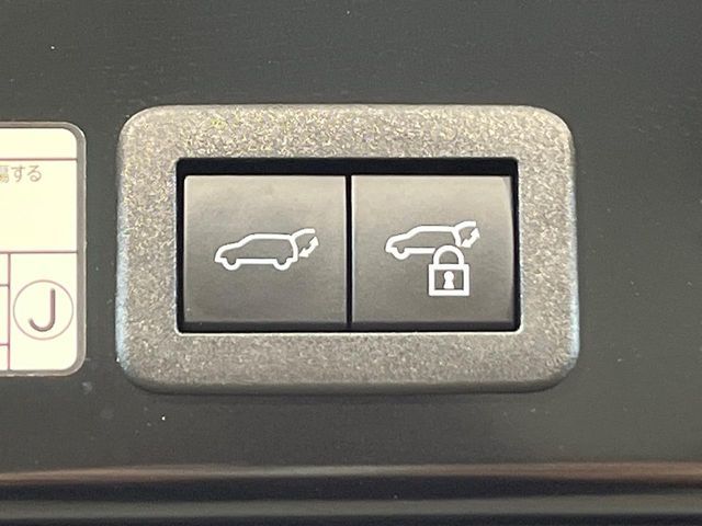 TOYOTA COROLLA CROSS HYBRID 2023