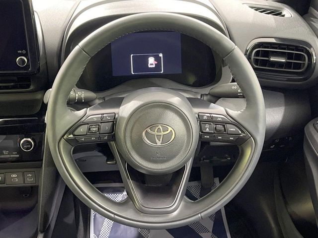 TOYOTA YARIS CROSS HYBRID 2024