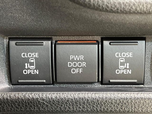 TOYOTA SIENTA HYBRID 2023