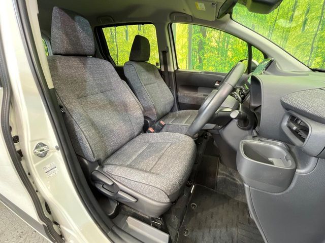 TOYOTA SIENTA HYBRID 2023