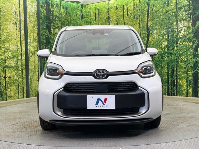 TOYOTA SIENTA HYBRID 2023