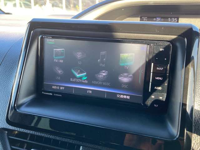 TOYOTA VOXY 4WD 2018