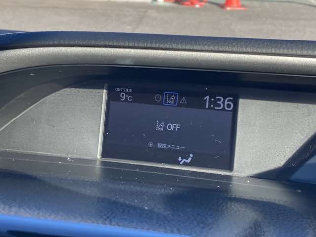 TOYOTA VOXY 4WD 2018