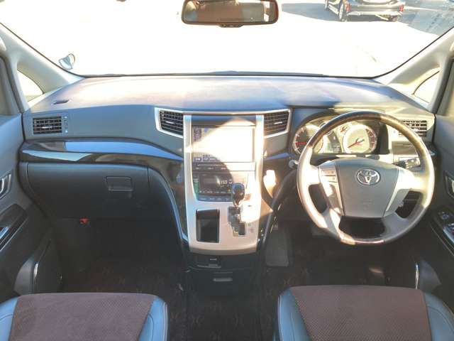 TOYOTA ALPHARD 4WD 2015