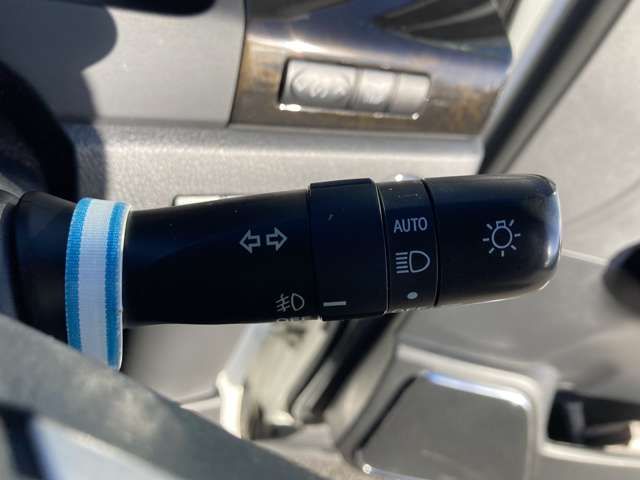 TOYOTA ALPHARD 4WD 2015