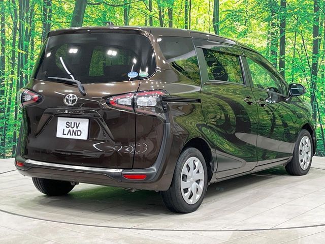 TOYOTA SIENTA 2015