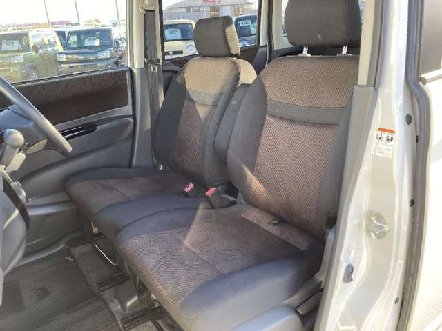 NISSAN ROOX 4WD 2011