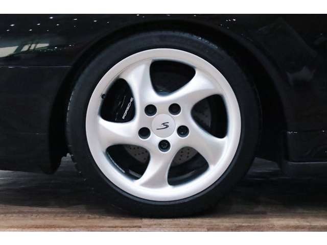 PORSCHE PORSCHE 911 2005