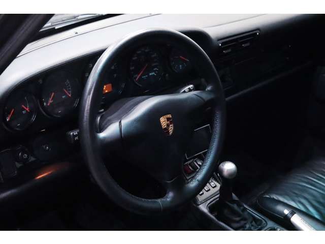 PORSCHE PORSCHE 911 2005