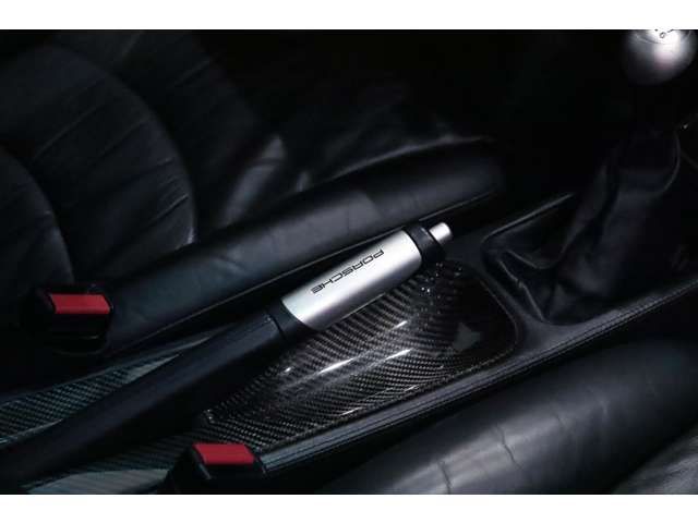 PORSCHE PORSCHE 911 2005