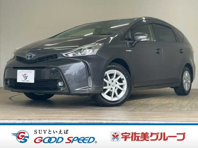 TOYOTA PRIUS Alpha 2015
