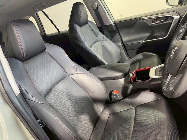TOYOTA RAV4 4WD 2023