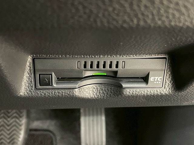 TOYOTA YARIS CROSS HYBRID 2021