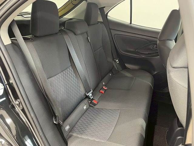 TOYOTA YARIS CROSS HYBRID 2021