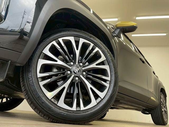 TOYOTA YARIS CROSS HYBRID 2021