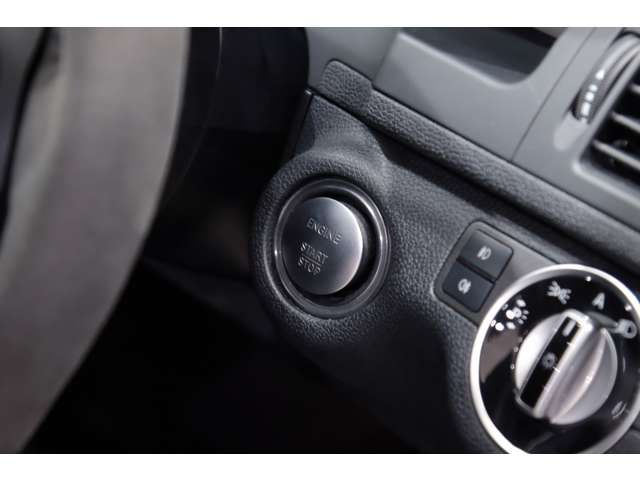 MERCEDES BENZ MERCEDES AMG C class sedan 2011