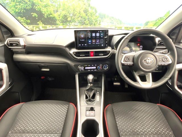 TOYOTA RAIZE HYBRID 2024