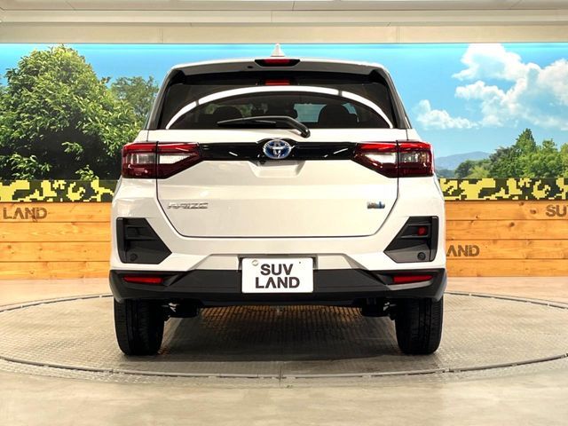 TOYOTA RAIZE HYBRID 2024